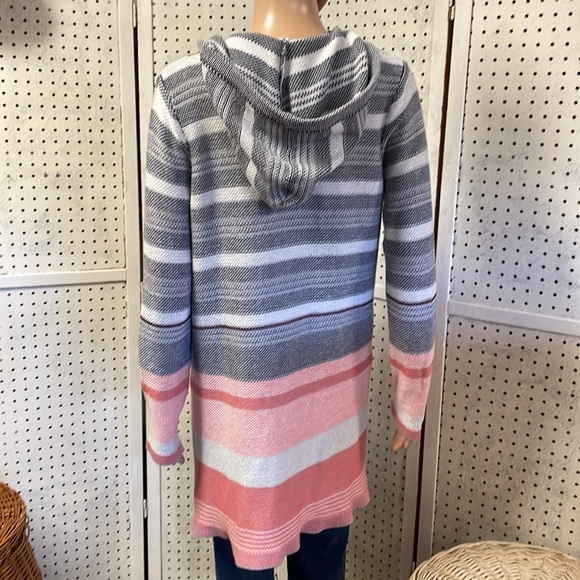 Tulle sweater wrap - Picture 5 of 8